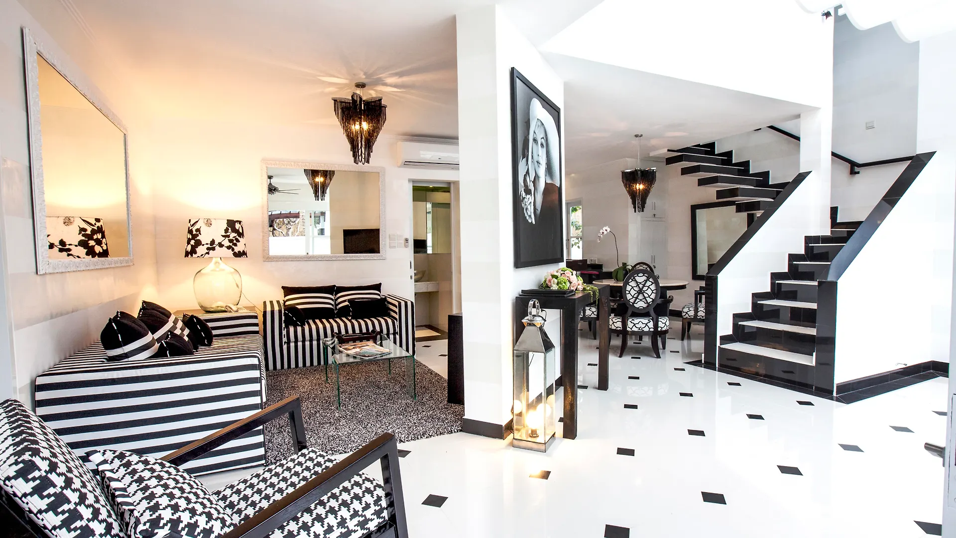 Four On Drupadi Villa Seminyak