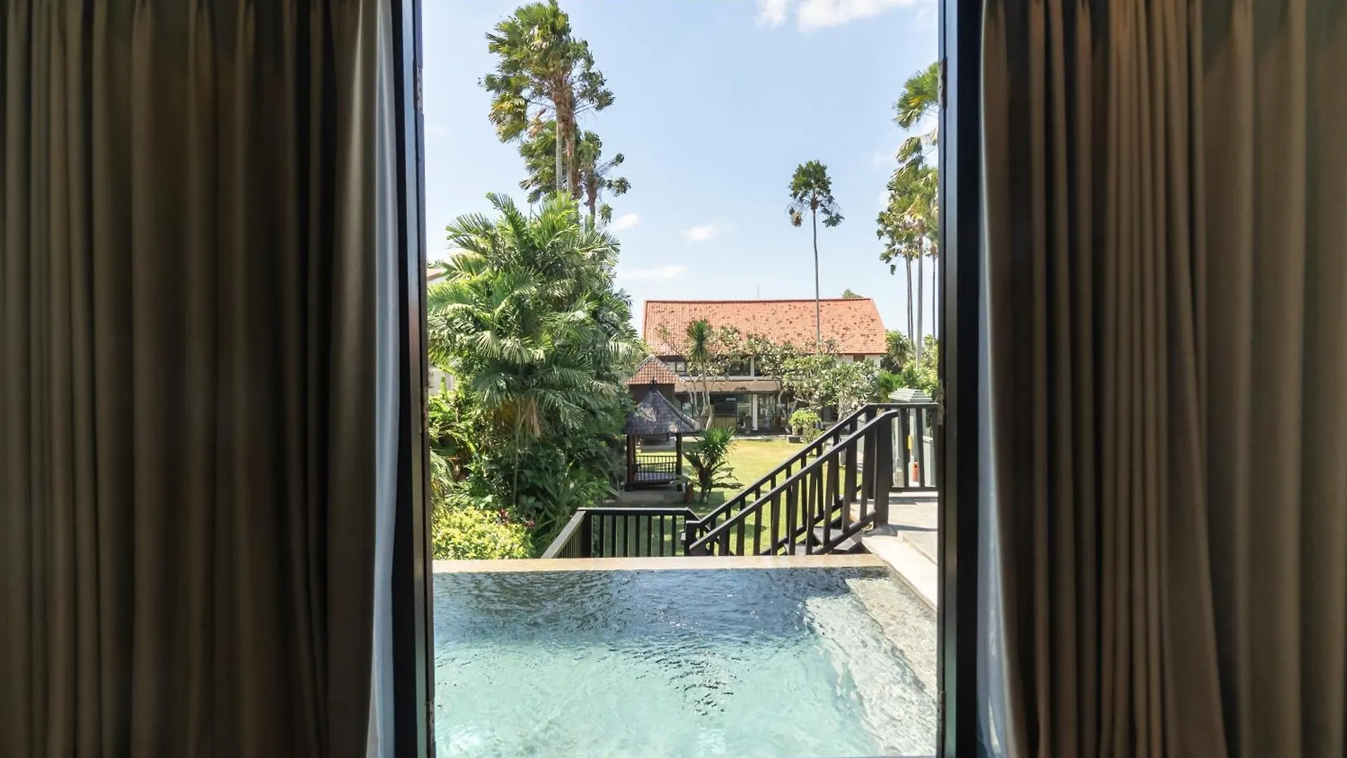 Four On Drupadi Villa Seminyak  Seminyak (Bali)