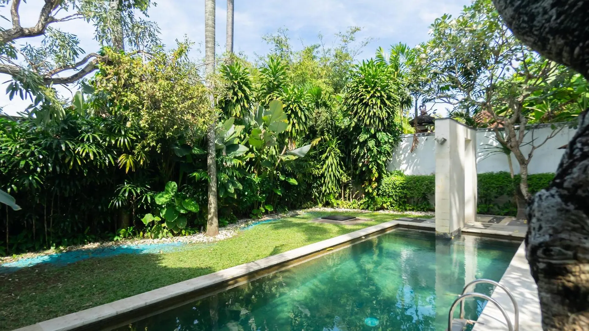 Four On Drupadi Villa Seminyak
