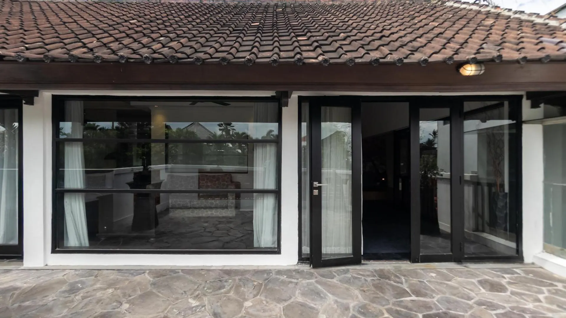 Four On Drupadi Villa Seminyak Indonézia
